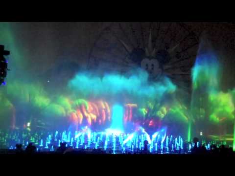 World of Color: Firebird/Just Around the Riverbend