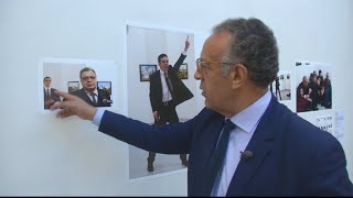باريس تحتفي بالمصور التركي الذي وثق اغتيال السفير الروسي بأنقرة