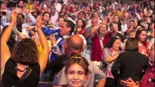 Los Rebeldes del Rock Muévanse Todos, en vivo