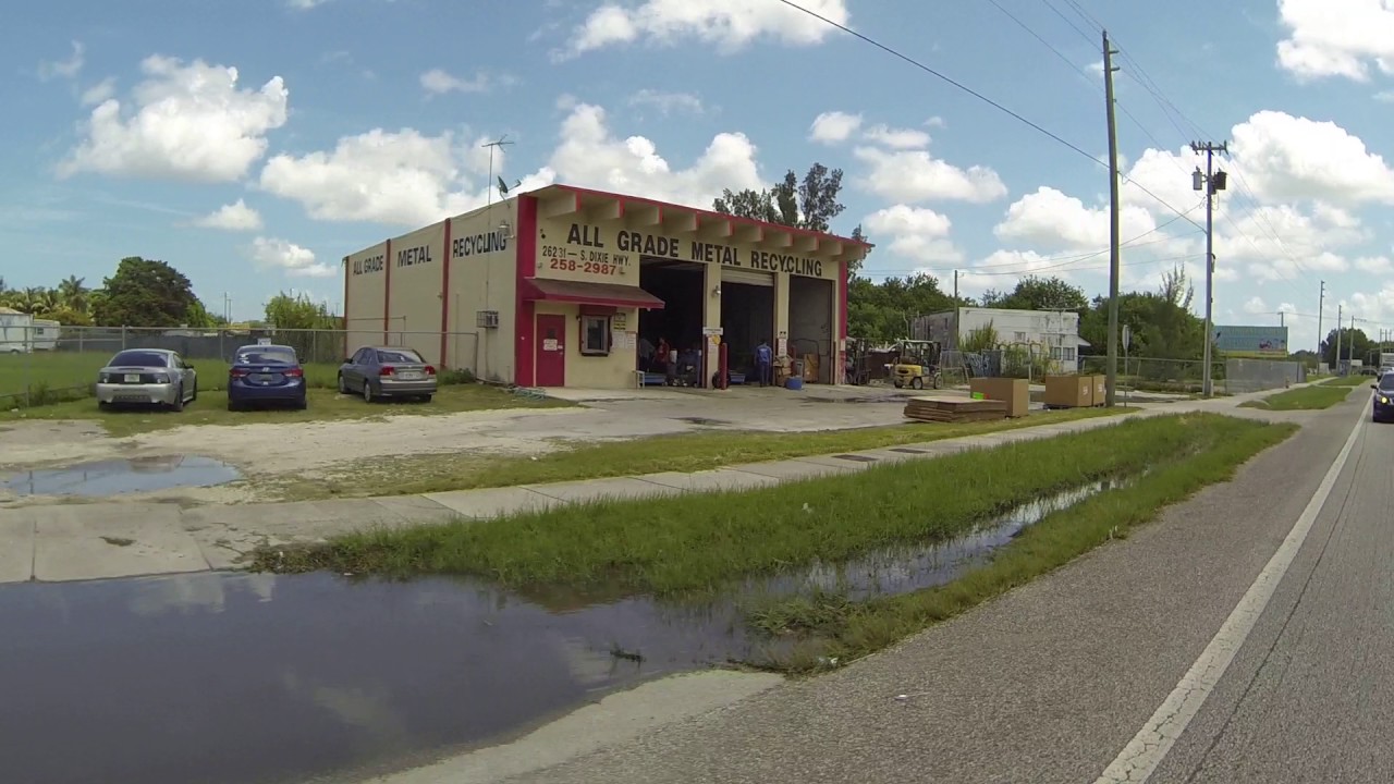 Felix Sabates Chevrolet Cadillac drive on Dixie Highway, Homestead