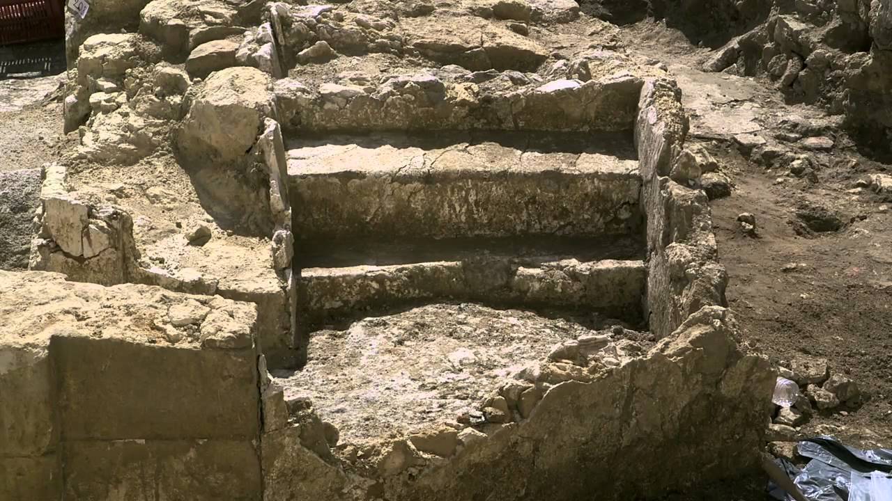 Viarmes retrouve son château médiéval