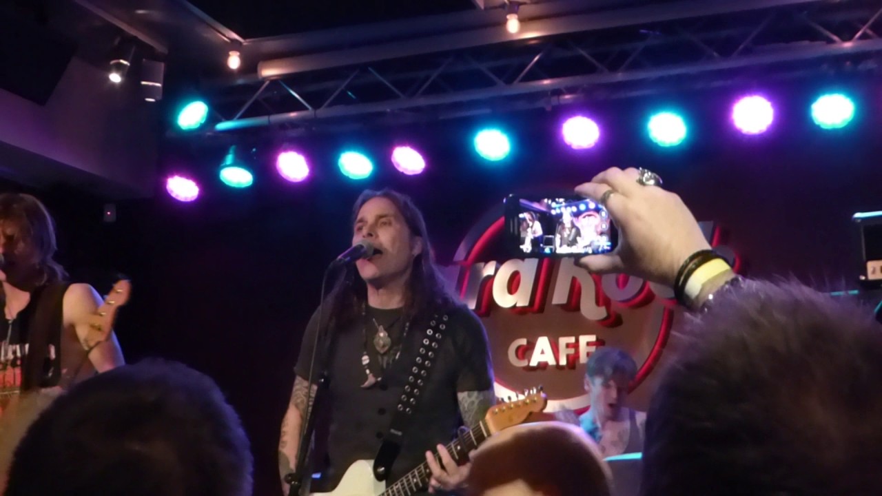 Mike Tramp w/Lucer - Broken Heart "Live" Hard Rock Café Norway 10.11.2016
