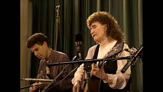 Watch Hazel Dickens Old And In The Way video