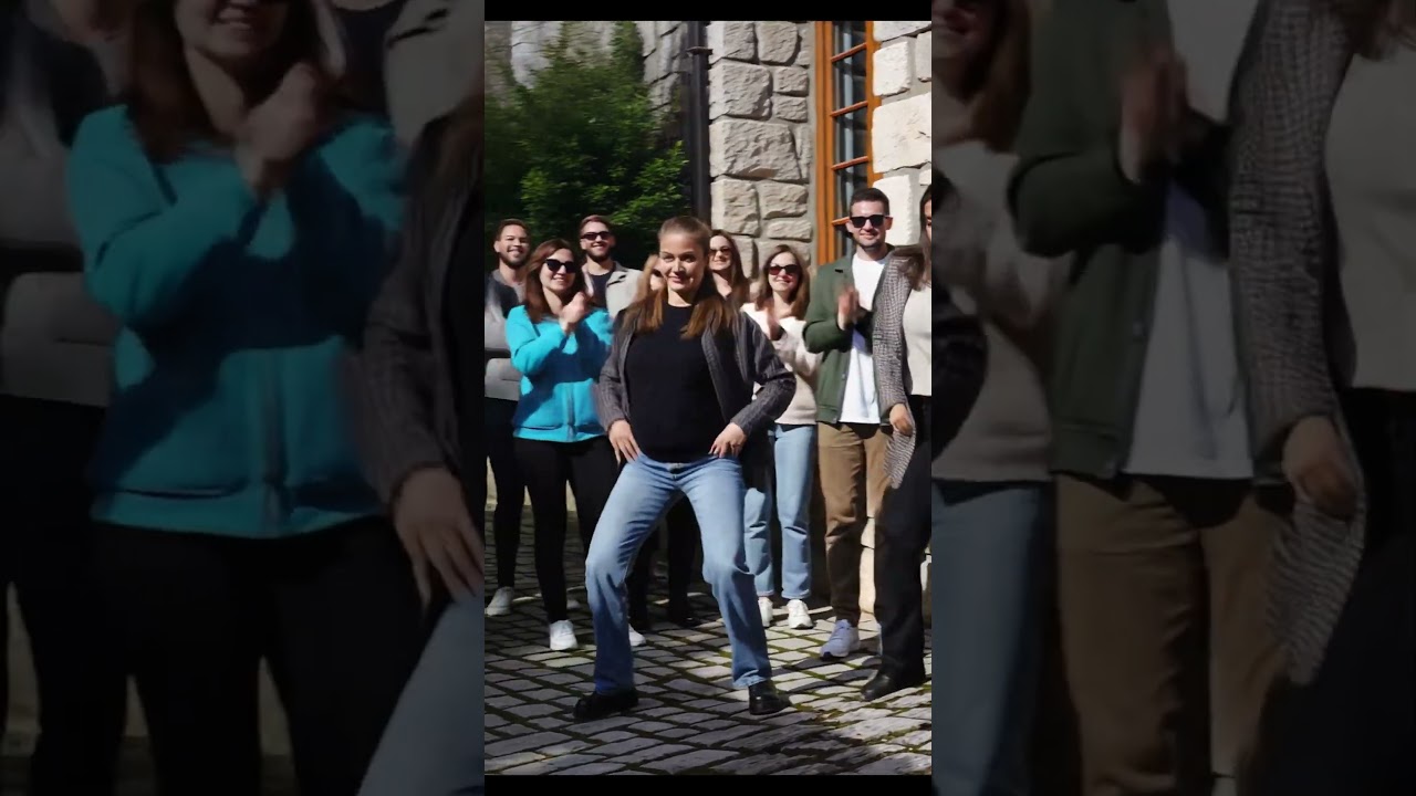 Dancing with Royal Family! 