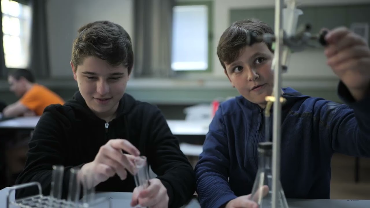 חטיבת הביניים אורט טבעון | מועצה מקומית קרית טבעון