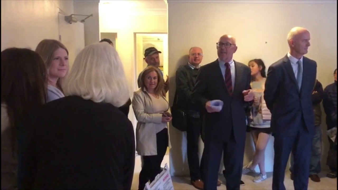 Live Real Estate Auction 8/1317 Clanwilliam St Willoughby Rodney