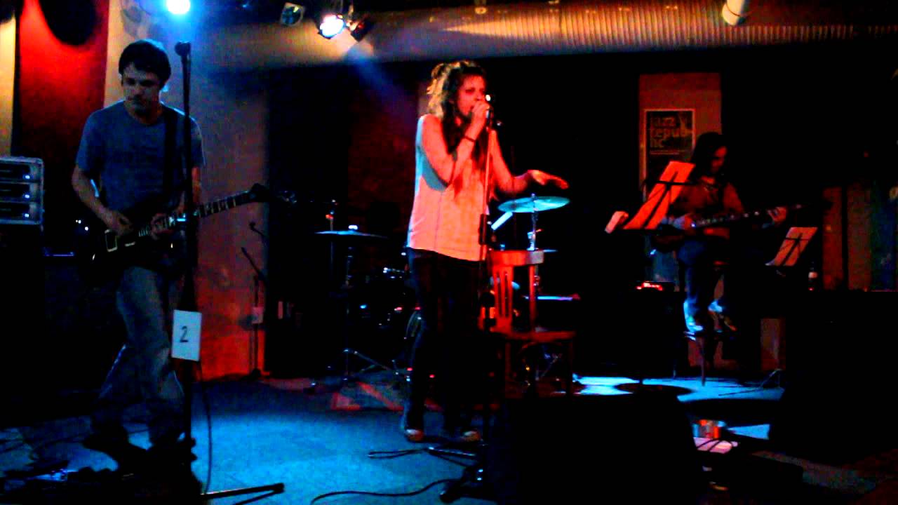 Watch Sisa Fehérová & Collaboration - Aeroplane (Red Hot Chili Peppers cover) - Live at Jazz Republic on YouTube Watch Sisa Fehérová & Collaboration - Aeroplane (Red Hot Chili Peppers cover) - Live at Jazz Republic on YouTube