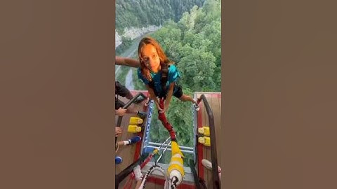 New Way To Do Bungee Jumping.