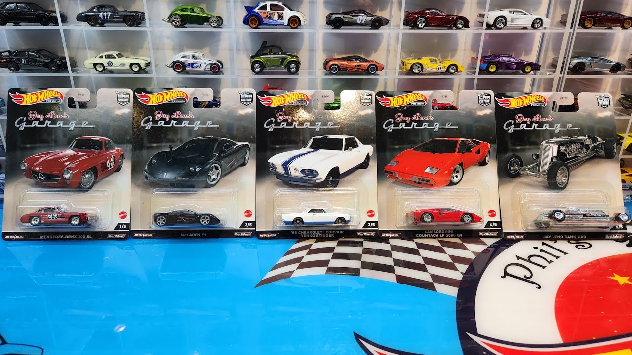 Opening Hot Wheels Jay Lenos garage - YouTube