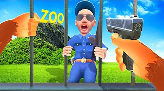 Trying to ESCAPE My Enclosure - I Am Monkey VR (New Game)