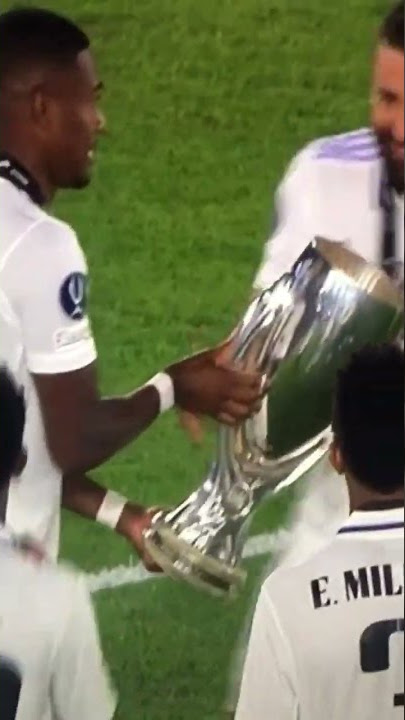 Trophy Celebration | UEFA Super Cup 2022 | Real Madrid (2) vs. Eint. Frankfurt (0)