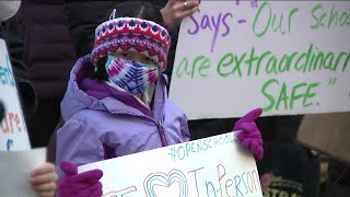NYC elementary students return to class Monday; parents demand middle, high schools reopen
