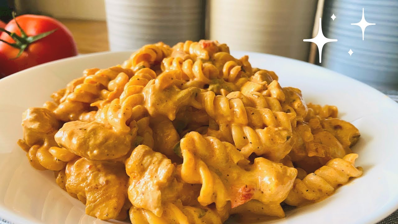 CREAMY CHICKEN PASTA || CHICKEN VEGGIE PASTA || QUICK FUSILLI PASTA ...