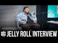 Capture de la vidéo Jelly Roll Shares Stories From His Time In Jail & The Music He's Trying To Create