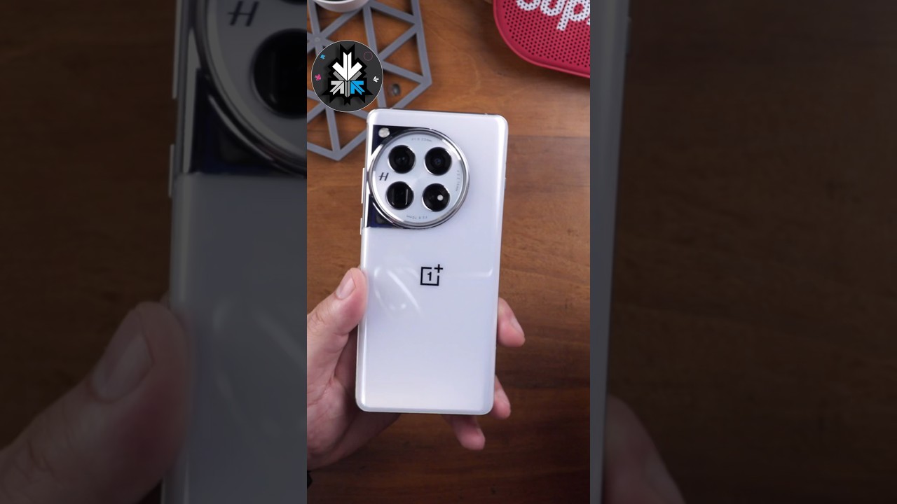 The New OnePlus 12 Glacial White color #Oneplus12 #glacialwhite #iGyaan #fyp