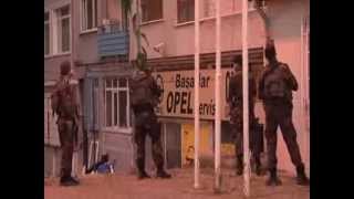 Emniyet Müdürlüğü Yakınında Silah Sesleri