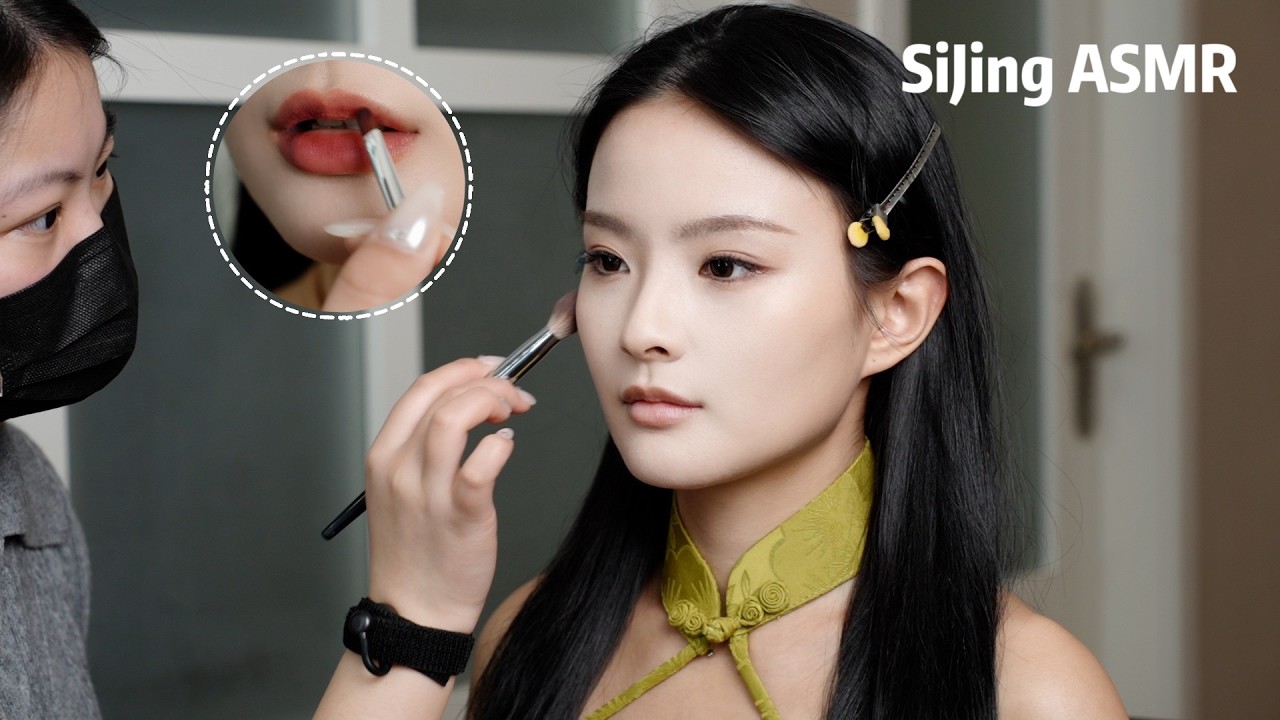 Это мой первый раз, когда я пробую винтажный китайский образ с красными губами. Как вам? 💄