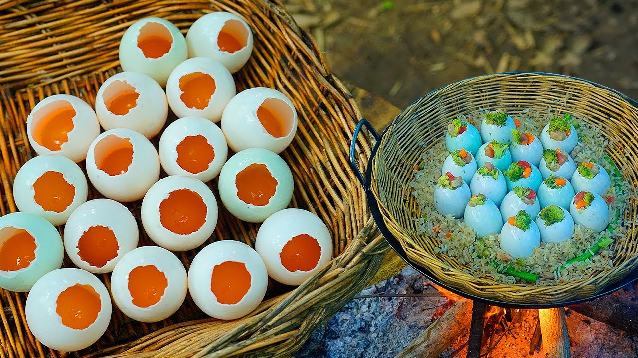Cooking 40 Salty Eggs in Fried Rice in Fry Pan Fried Rice egg Eating