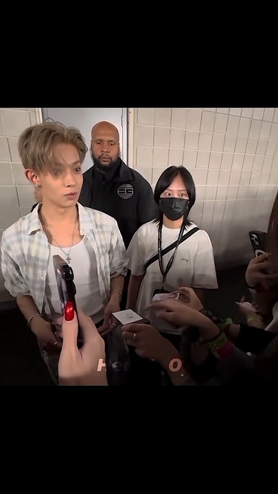 Bro was amazed by her😭 #heeseung #enhypen #shorts #viral