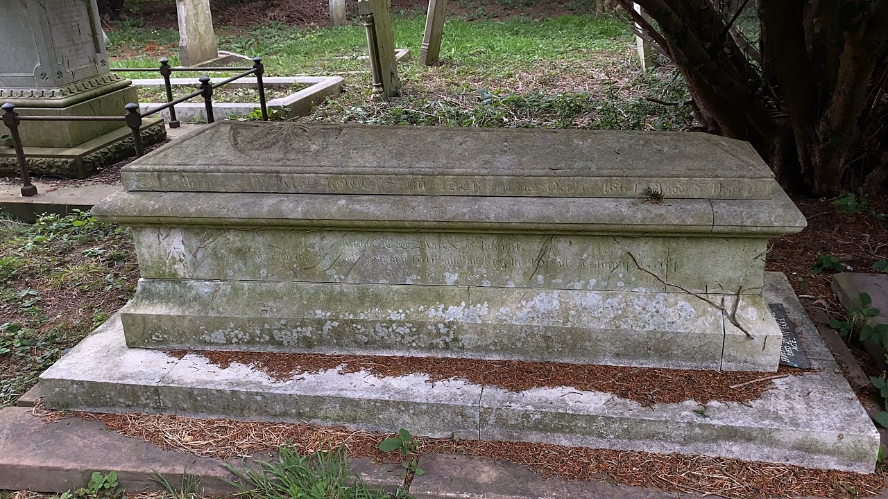 Creepy Abandoned Cemetery - Exploring Ann's Hill