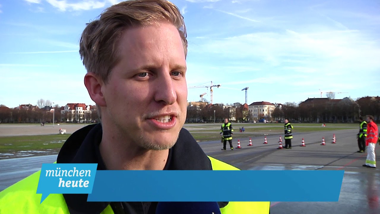 Fahrtraining der Feuerwehr München auf der Theresienwiese