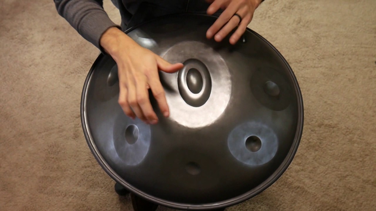 Saraz Handpan D Phrygian (20" Diameter)