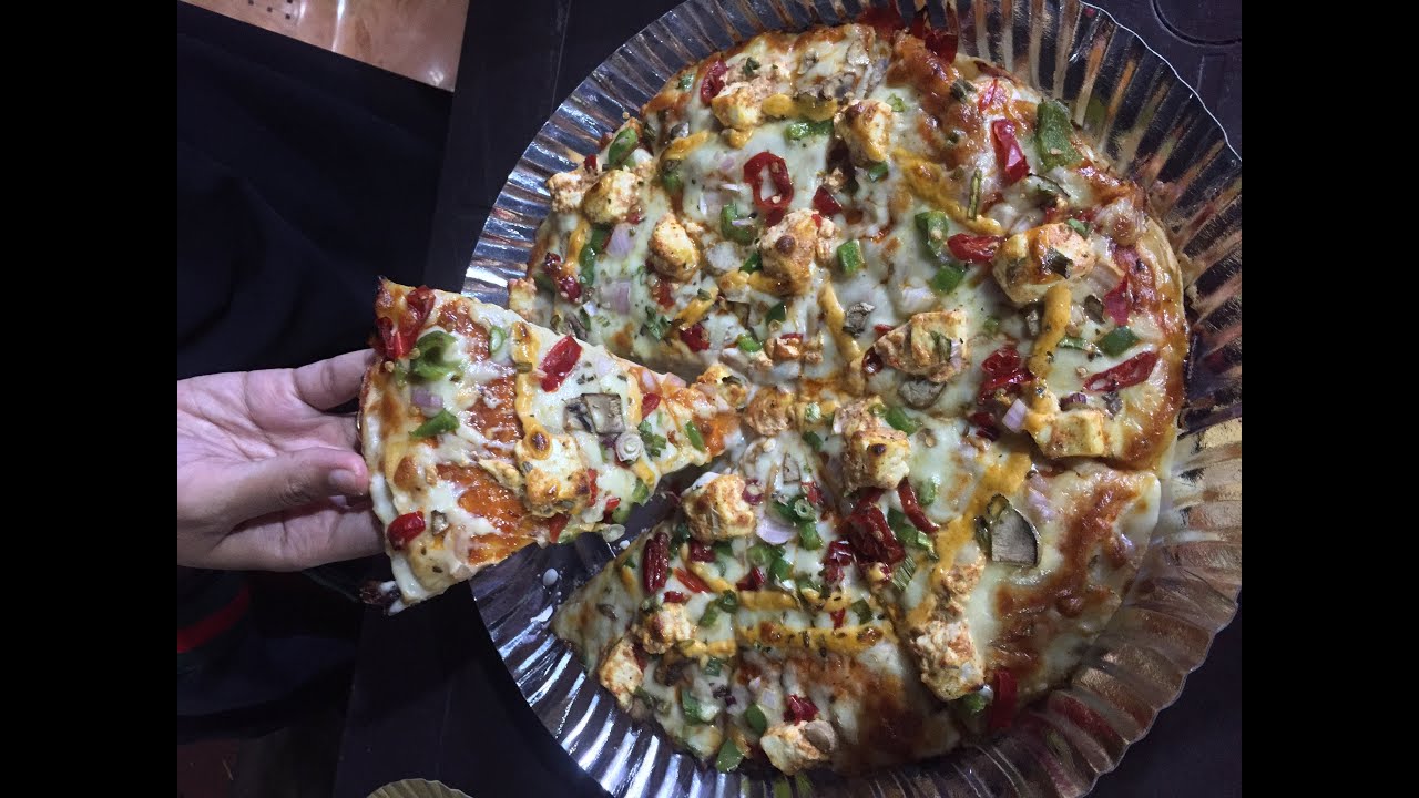 paneer paprika cheeseburst pizza by dens pizza, surat YouTube