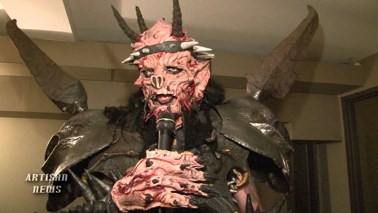 GWAR ODERUS URUNGUS INTROS CORY SMOOT REPLACEMENT, PUSTULUS MAXIMUS, TO NYC