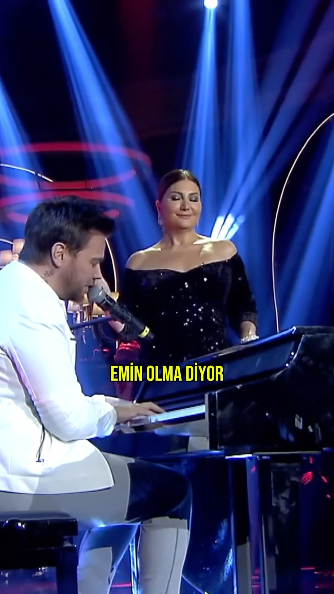 Sinan Akçıl ve Sibel Can’ın Unutulmaz Düeti! ? #shorts