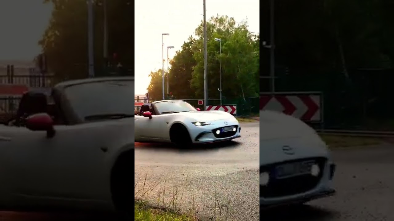 Mazda MX5 Miata ND doing donuts 