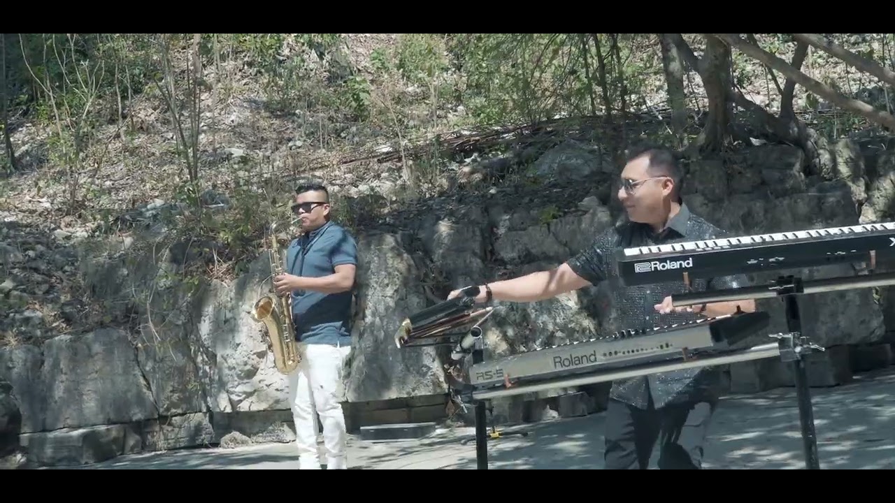 Emilio y sus teclados - muévelo.     2026