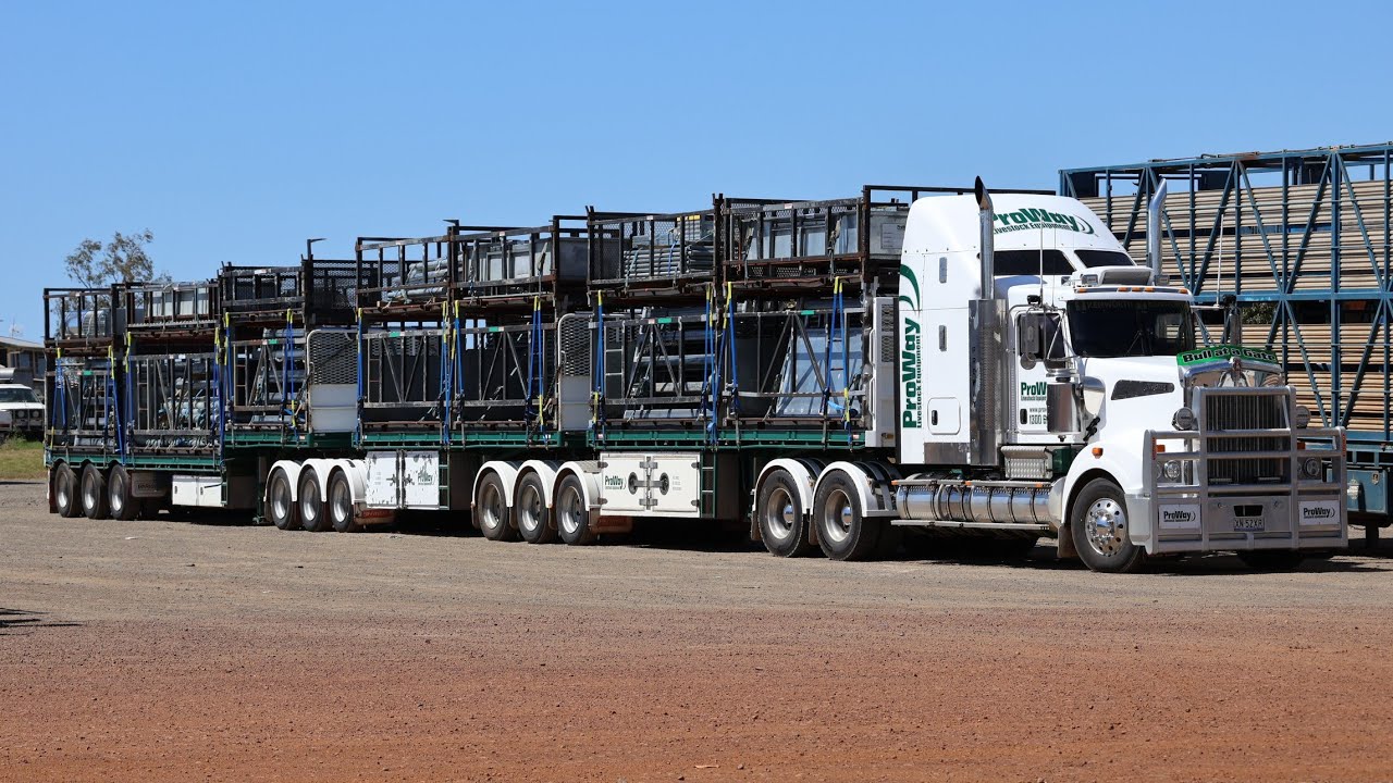 Trucks of Australia | Road Freight Transport & Truck Spotting (Episode 025)