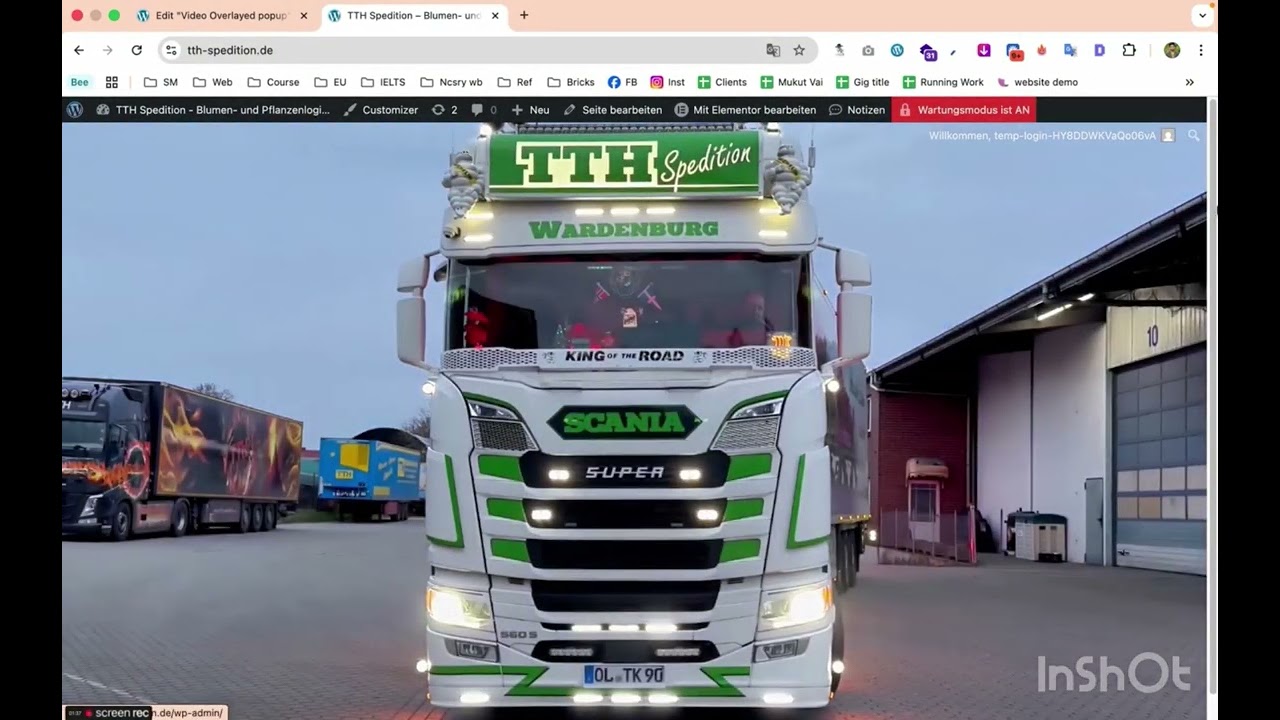 Elementor video background section with transparent blend-mode text