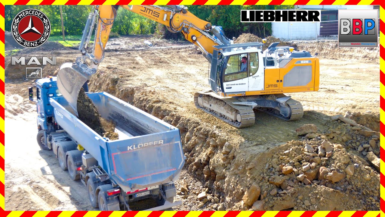 Liebherr R 926 VA & MAN, Mercedes Sattelkipper, Winnenden, 2025. Teil 2