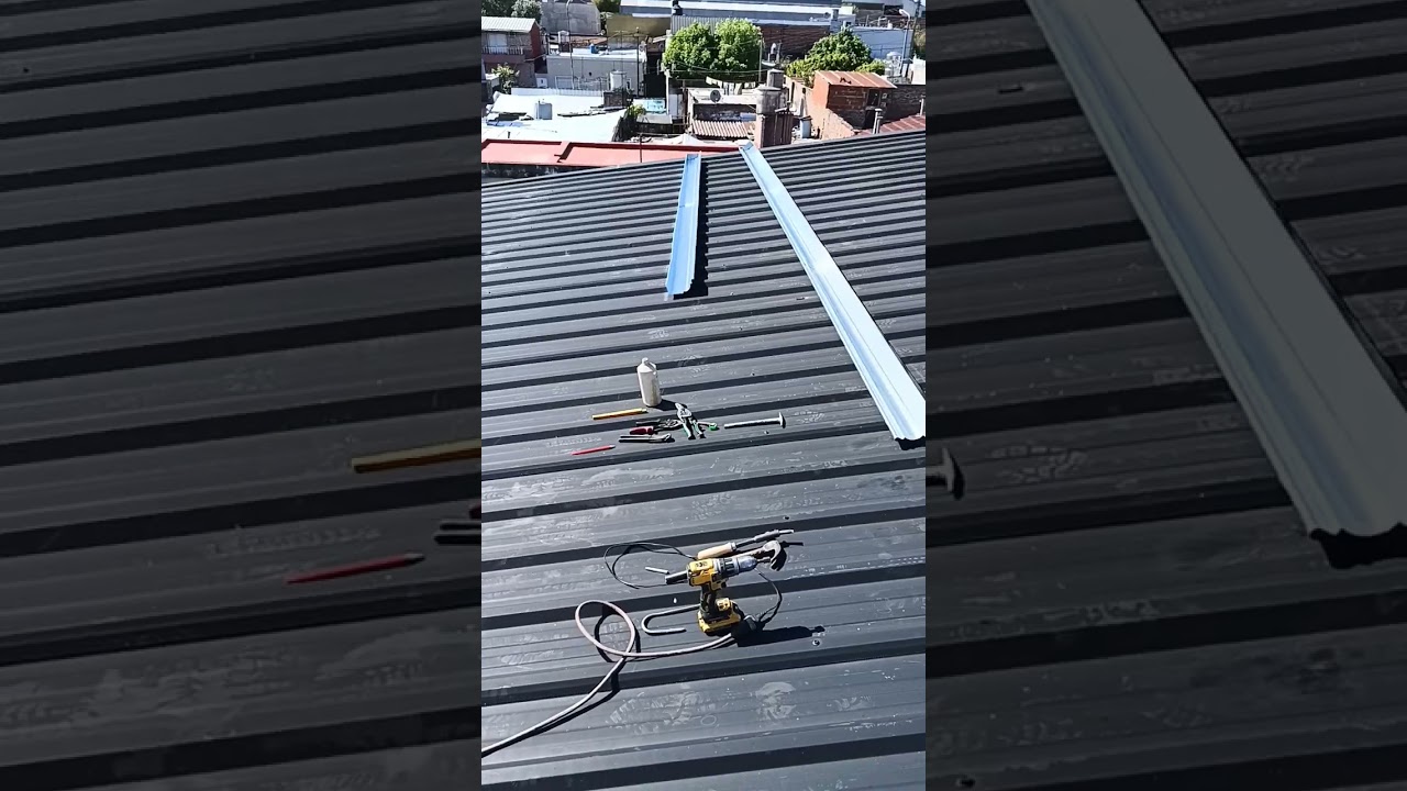 Canaleta pecho paloma , largo total 9.80 mts .