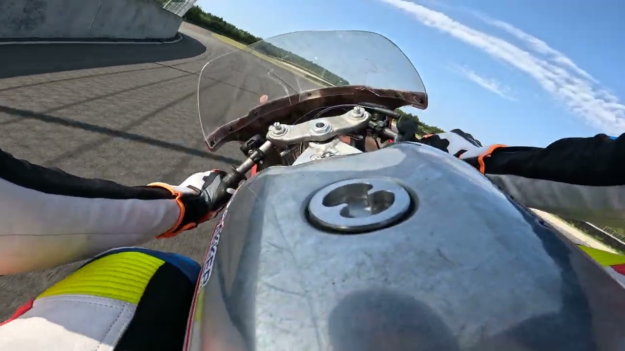 Track day at Meppen Circuit with my home made 125cc bike.#cagiva #2stroke 