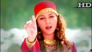 Palke Jhuka Loon, Nazar Mein Chhupa Loon, Kahin Door Jane Na DoonTere Mere Bich Aaye Hawa