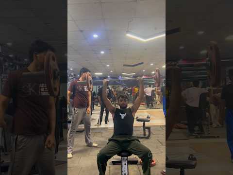 Mini vlog comeback #minivlogs#gymmotivation#trendingshorts#viralshorts#YouTube short#beingstrong