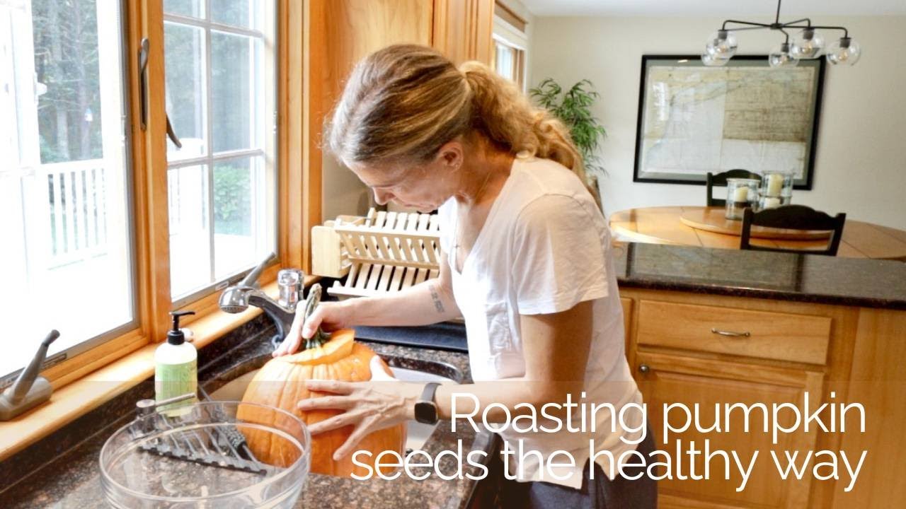 How To Roast Pumpkin Seeds Without Oil: Easy Fall Recipe