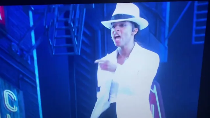 MJ the Musical featuring Raymond BAYNARDS shoulder...