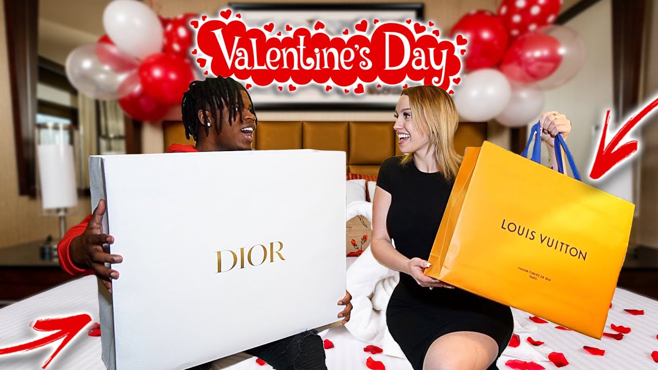 МЫ СДЕЛАЛИ ДРУГ ДРУГУ ЭТИМ УДИВИТЕЛЬ НА ДЕНЬ СВЯТОГО ВАЛЕНТИНА... *Эмоционально*