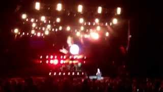 Really Dont Care - Demi Lovato and Cher Lloyd live at Kiss 108 Concert