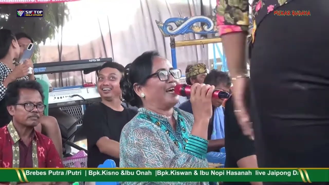 BUAH NGORA - LINGKUNG SENI SUNDA JAIPONG MEKAR BUDAYA