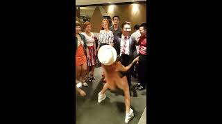 Gái xinh Quậy Tan Đám Cưới