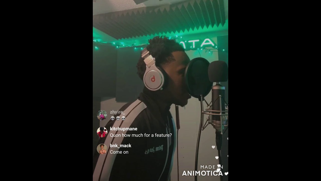 Kasher Quon talking spicy in the studio and dances weirdly while recording (Instagram-Live 19.10.20)