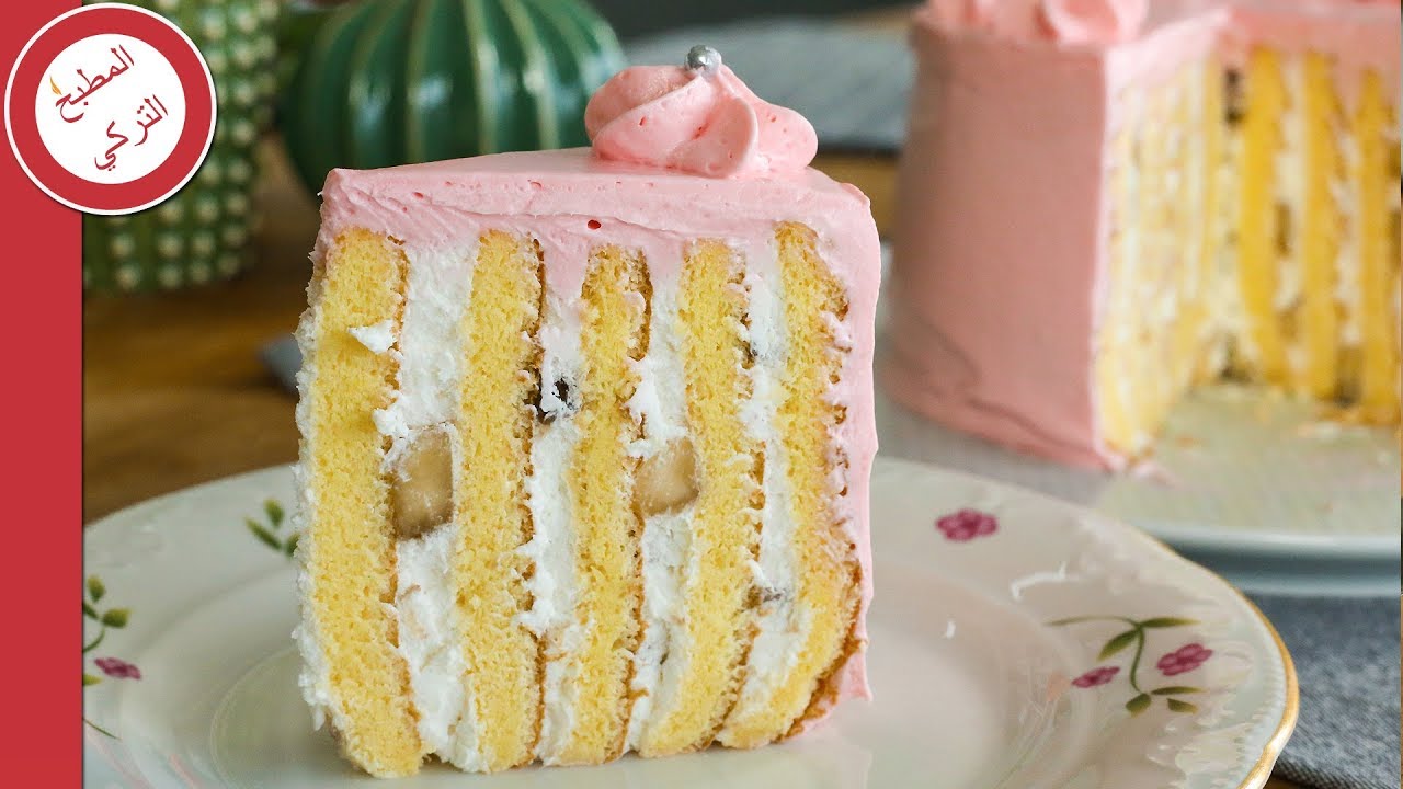 التورتة العالمية كلكوا هتجربوها ومش هتندموا تورتة أعياد الميلاد بدون قالب فى صينية الفرن 😍