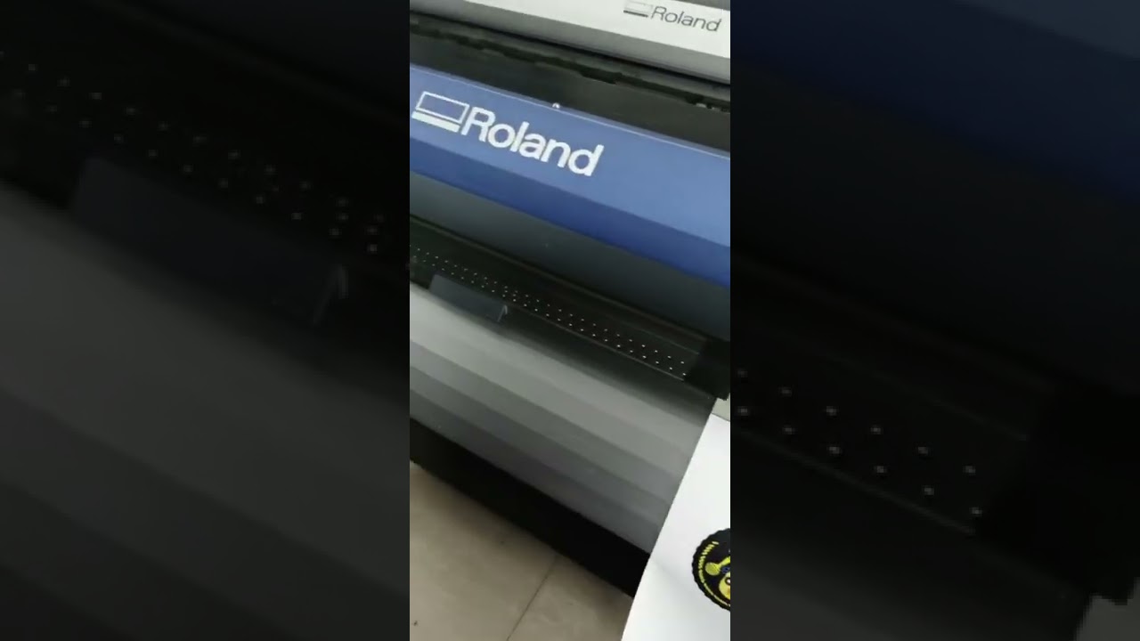 Used Roland VS-640 print and cut, please contact WhatsApp +86-13537133149