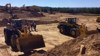 Фронтальные погрузчики Komatsu за работой (ч.3) Фронтальные погрузчики Komatsu за работой (ч.3)