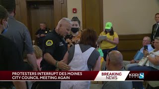 Des Moines City Council meeting results in arrests following protests