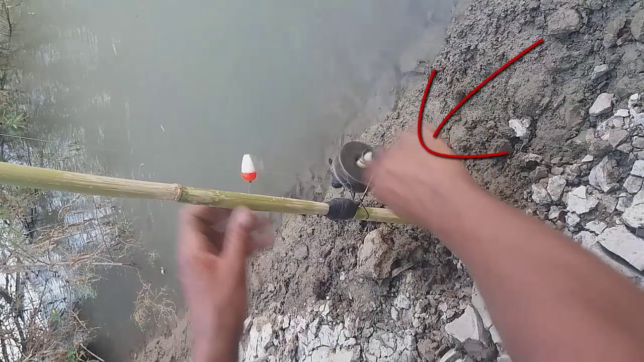 This Fisherman make Fishing rod for less than 1 dollar And Catch First